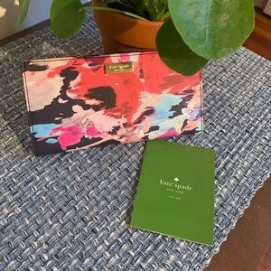 Kate Spade Stacy Wallet Laurel Way Print Blury 🌺